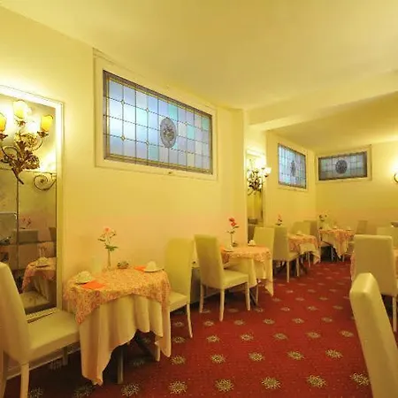 C-hotels De Rose Palace 4* 佛罗伦萨