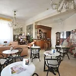 C-hotels De Rose Palace Hotel 4*