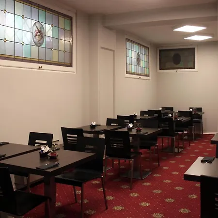 C-hotels De Rose Palace Hotell