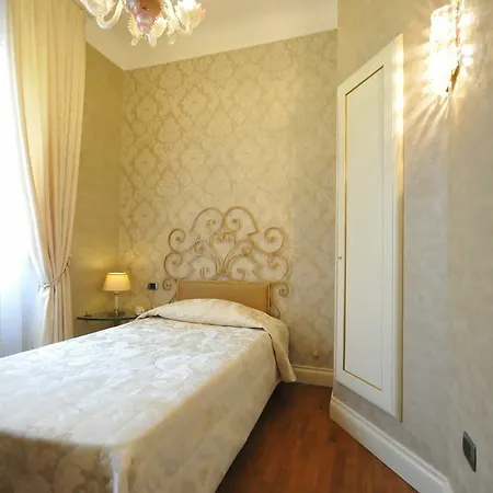 C-hotels De Rose Palace Hotell