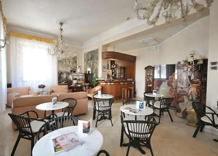 C-hotels De Rose Palace Hotel 4*